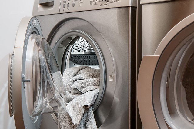 washing-machine-2668472_640